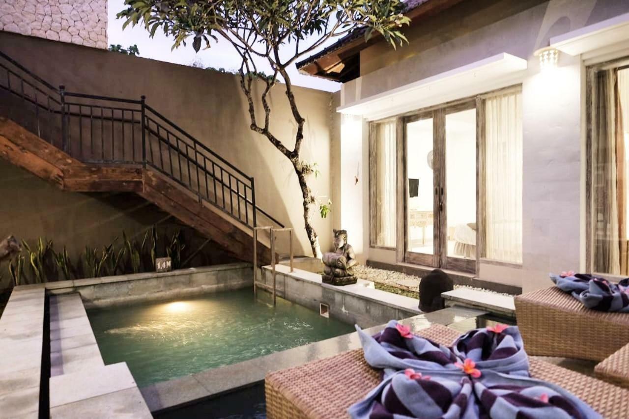 The Avani Villas Kuta Lombok Exterior foto